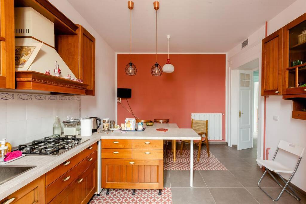 Casa Jole, Appartamento In Centro باري المظهر الخارجي الصورة