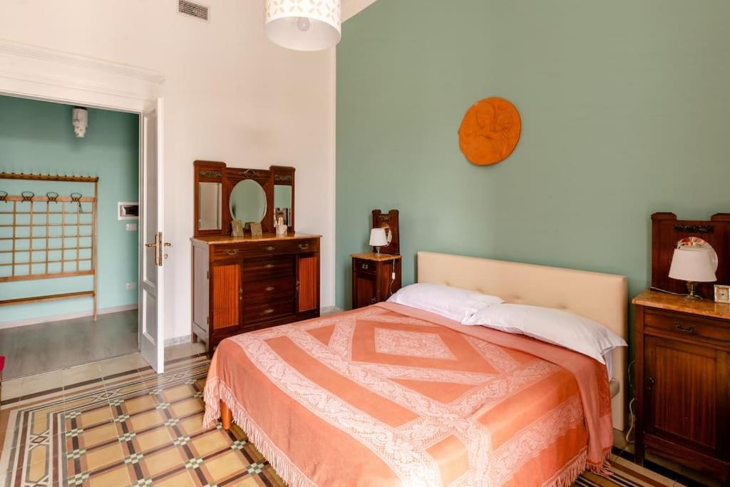 Casa Jole, Appartamento In Centro باري المظهر الخارجي الصورة