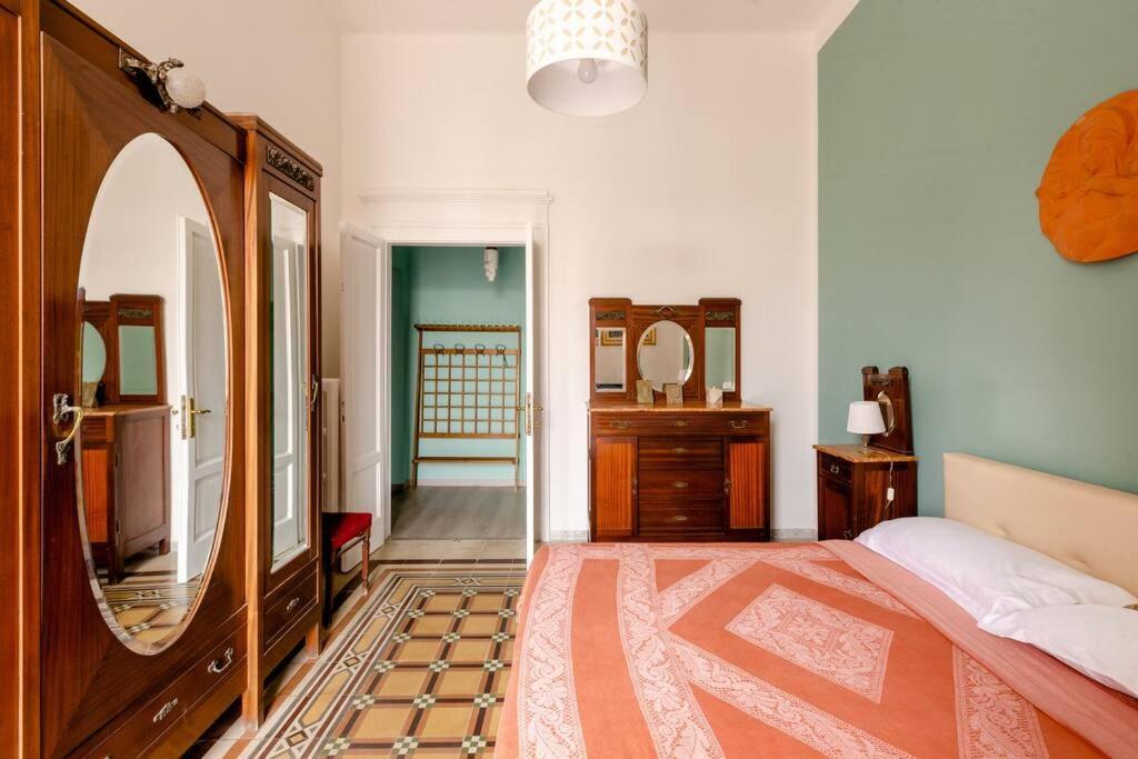 Casa Jole, Appartamento In Centro باري المظهر الخارجي الصورة